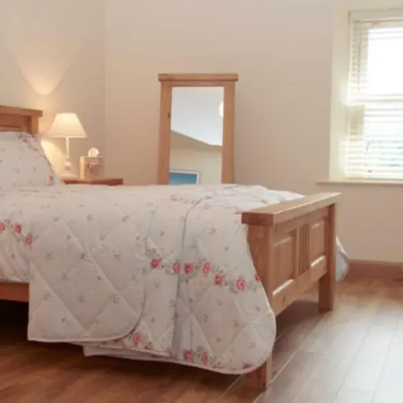 Maggies-cottage * Blacklion